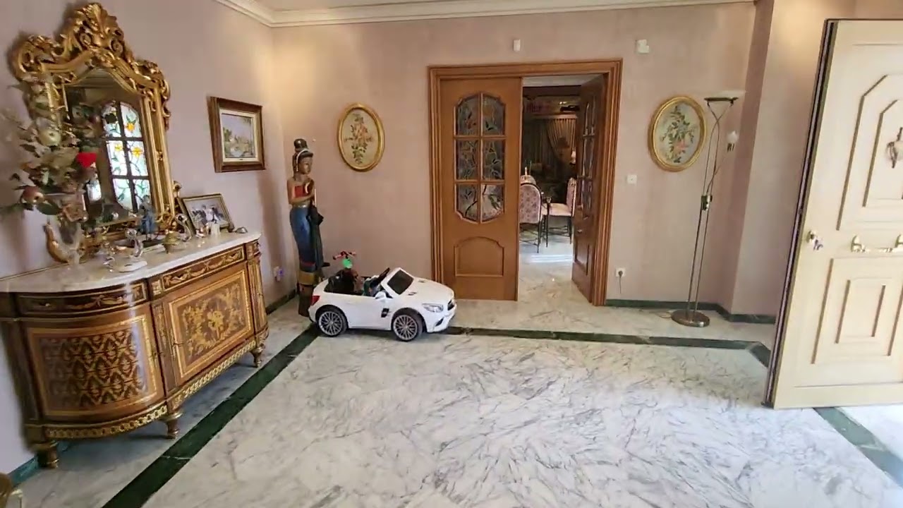 13694 4 bed large villa in Monovar