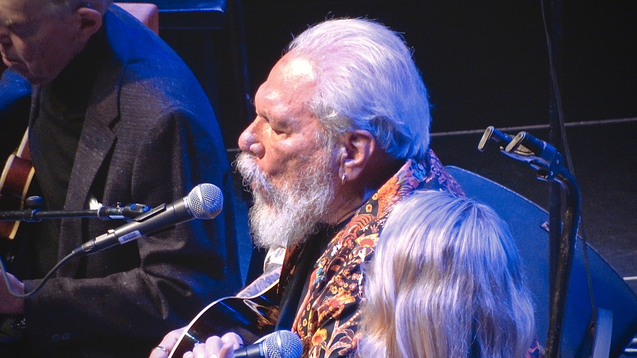 Tedeschi Trucks & Hot Tuna - 