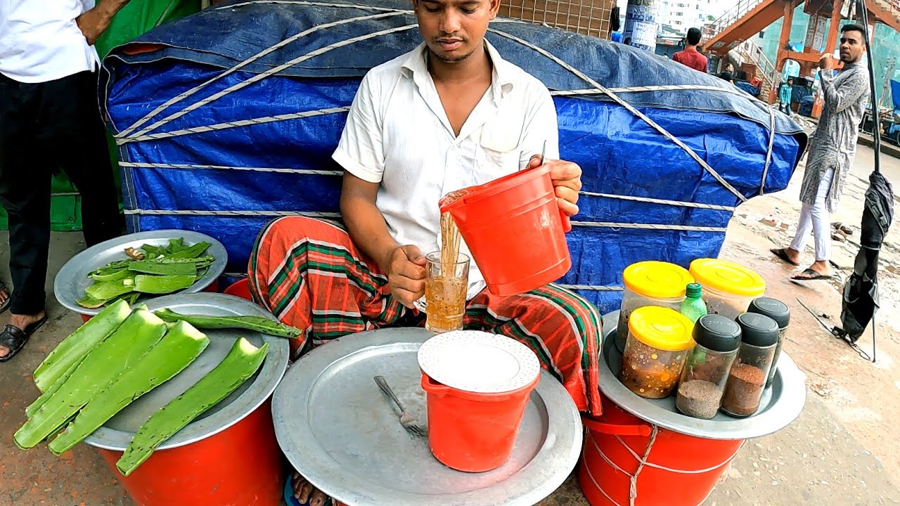 Aloe Vera Juice Popular Street Food in Bangladesh | Healthy Drink