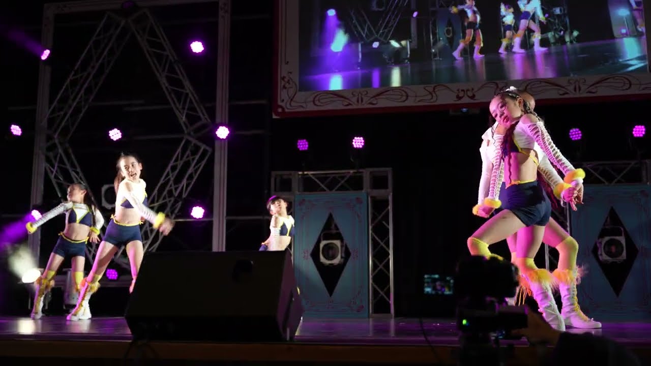 ㉙FLEX五日市校ヨシオミズキ KIDS JAZZ HIPHOP(小学生)　SURPRISE BOX 2026 1日目