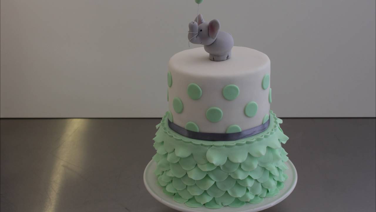 Cute & easy Babyshower Cake with Fondant ruffles & gumpaste Elefant - Gcf