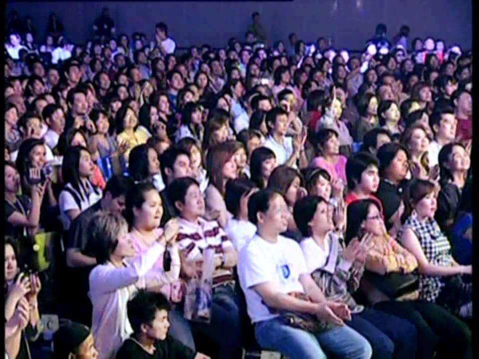 Parn & Aed Carabao Live หนุ่มบาว-สาวปาน Noom Bao Sao Parn