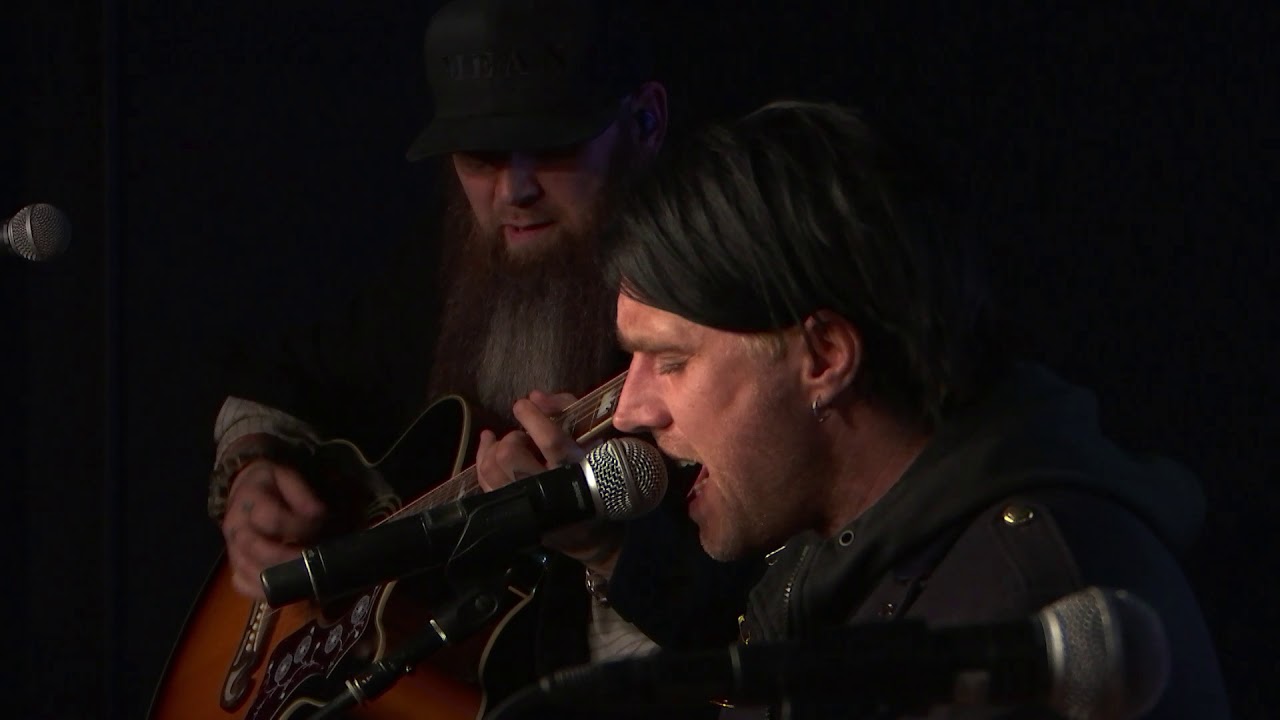 Three Days Grace Perform an Acoustic Version of 