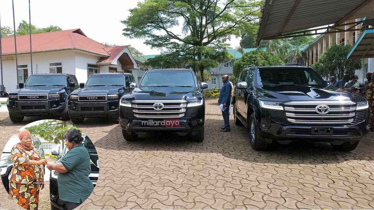 RC KAGERA AKABIDHI MAGARI MAPYA MANNE YA BILIONI 1.3 TUONGEZE UFANISI WA UTENDAJI RAIS ANATUDAI KAZI