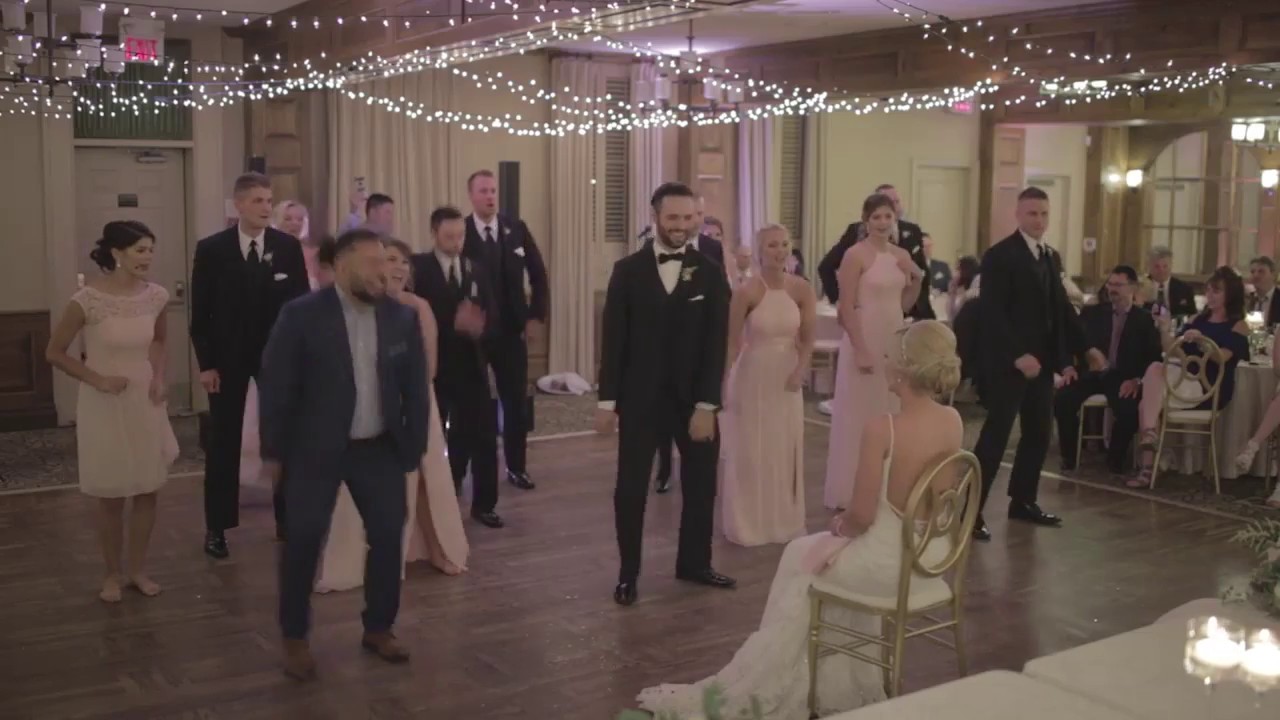 BEST DISNEY GROOMSMEN DANCE EVER !