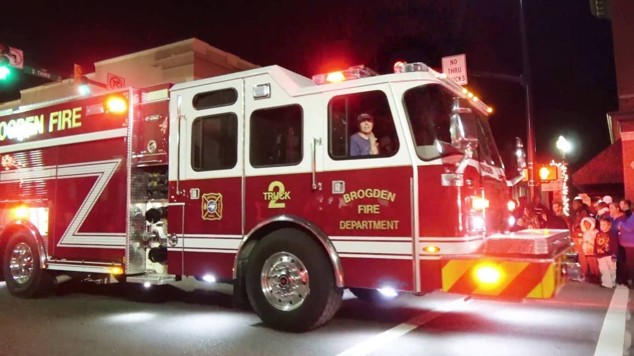 2016 Smithfield Christmas Parade #3