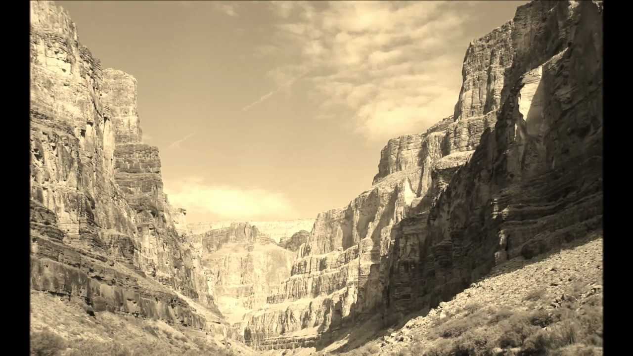 Kostas Papadimakis - Above the great canyon