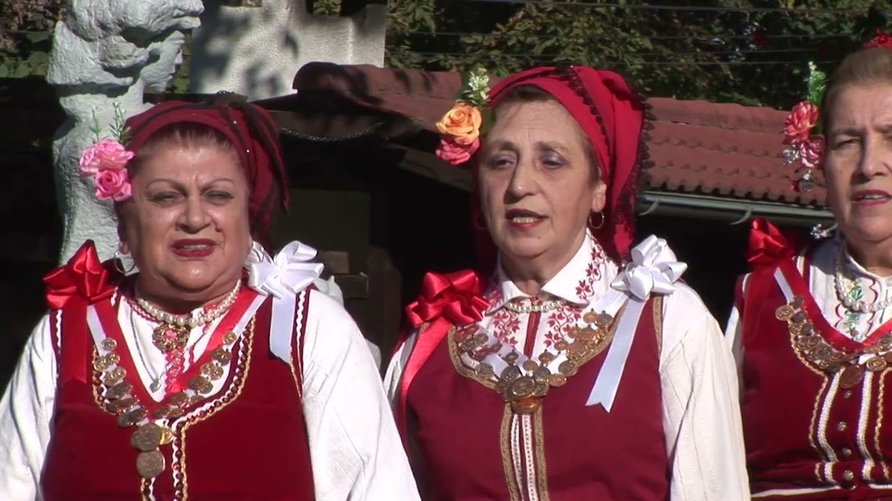 Клуб за автентичен фолклор  