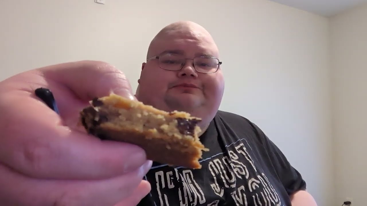 Royce Tries Subway Footlong Sidekicks (Cookie and Pretzel)