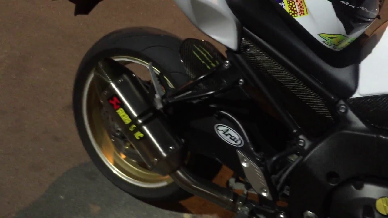 Yamaha FZ8 Akrapovic full system exhaust