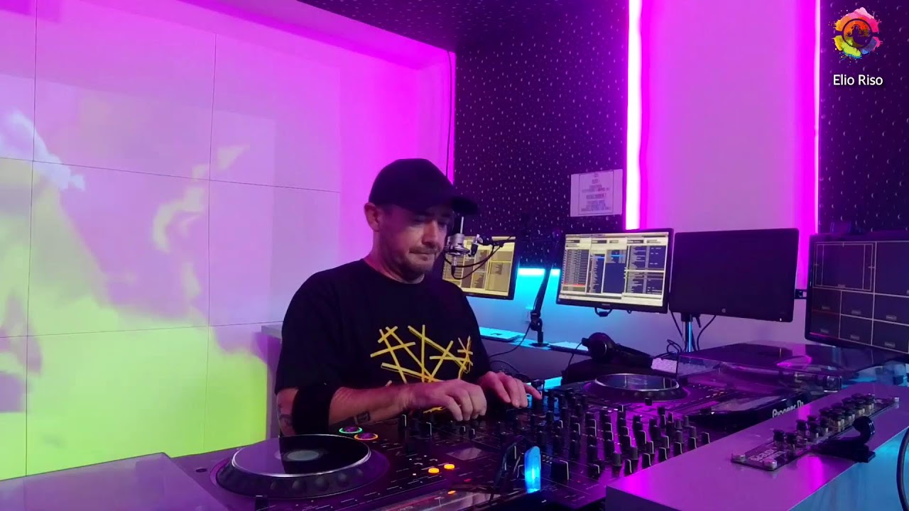 Global live w/Elio Riso on Ibiza Global Radio
