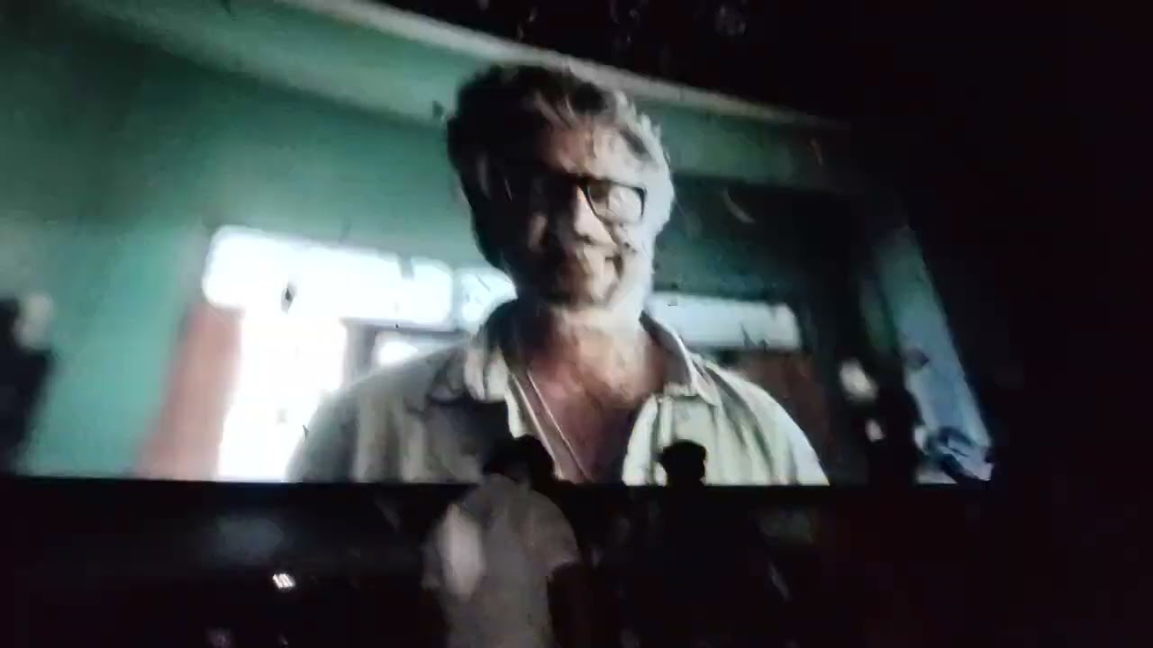 #Superstar #Rajnikanth fans celebrate #Jailer show in #Vetri Theatre #HBDSuperstar #Thalaivar
