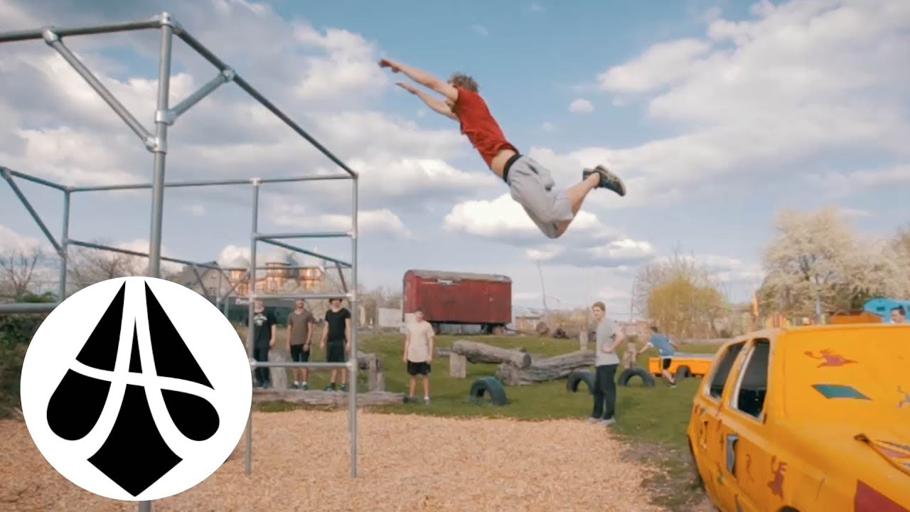 Olive / Schwarz JAM ( OFFICIAL VIDEO ) Parkour & Freeruning 2017