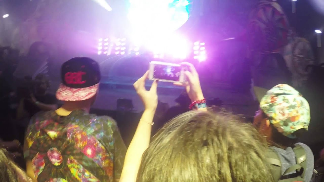 Tomorrow World 2015 - Porter Robinson Set