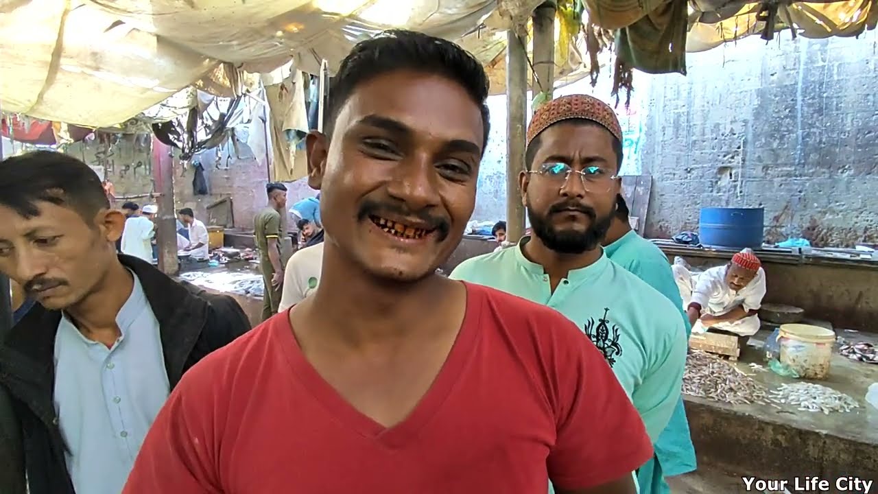 Fish Market - Machli Bazaar - 100 quarters  Bangali Para Korangi  Karachi
