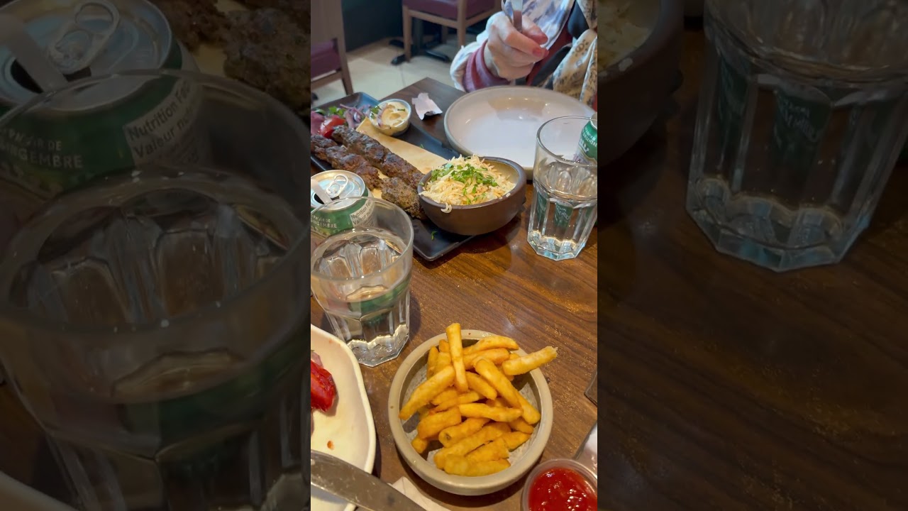 Paramount restaurant 
