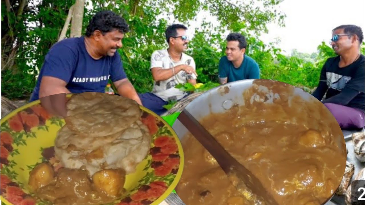 রাতেবেলা জমিয়ে আলুর দম আর গরম গরম লুচী ভাজা | Night Cooking And Camping | Alu dom recipe | আলুর দম 