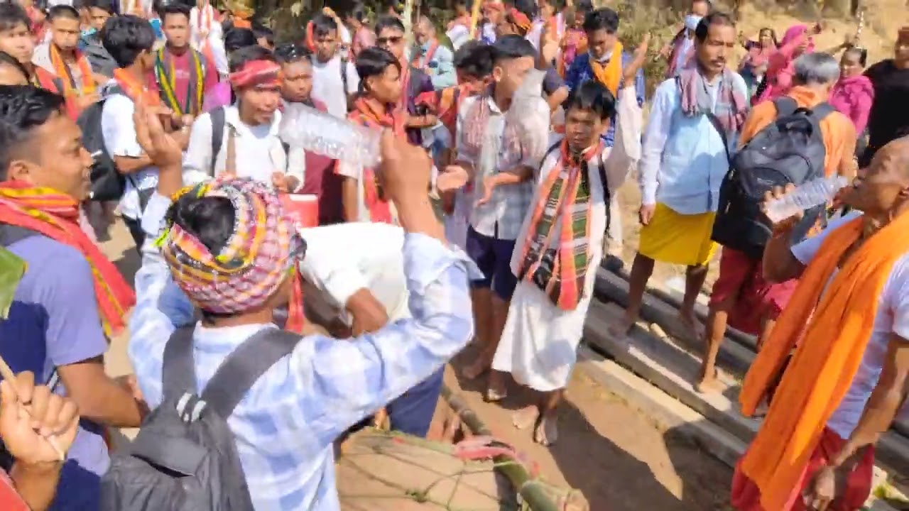 Baba Garia Raja Kanskok Kami Kwcham Twi Laiphai Mani.....