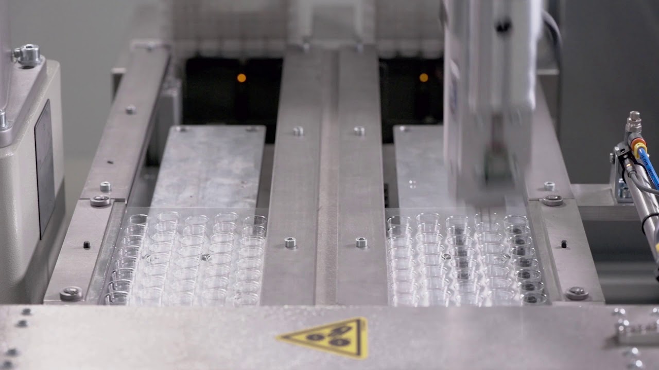 Vollautomatisierte Qualit&auml;tspr&uuml;fung Schalenkerne f&uuml;r induktive Sensoren
