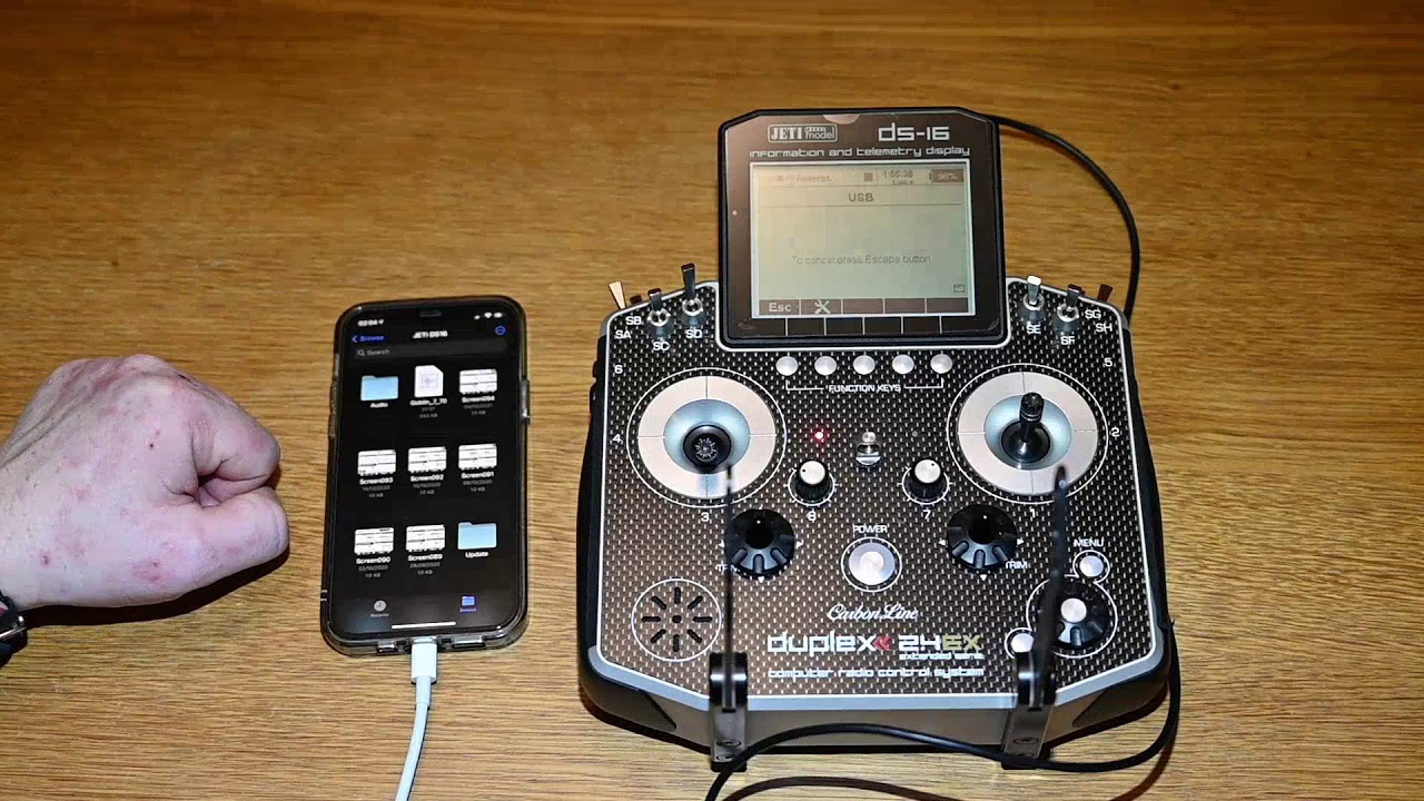 Transferring an audio file from your iOS device to your Jeti radio