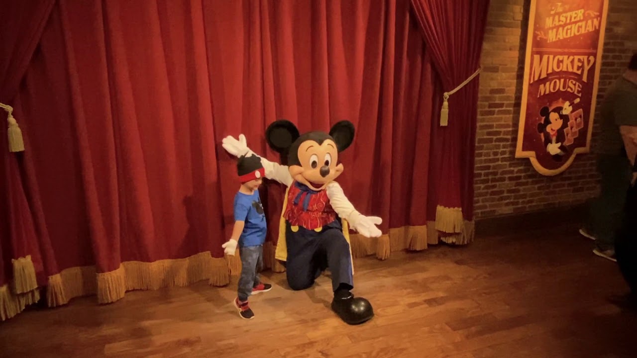 Meeting Mickey at Magic Kingdom 2