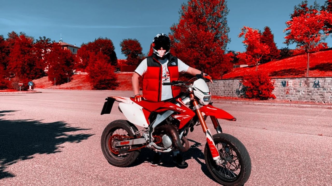 VA DI PIU' HM O HUSQVARNA? TEST HM CRM 125
