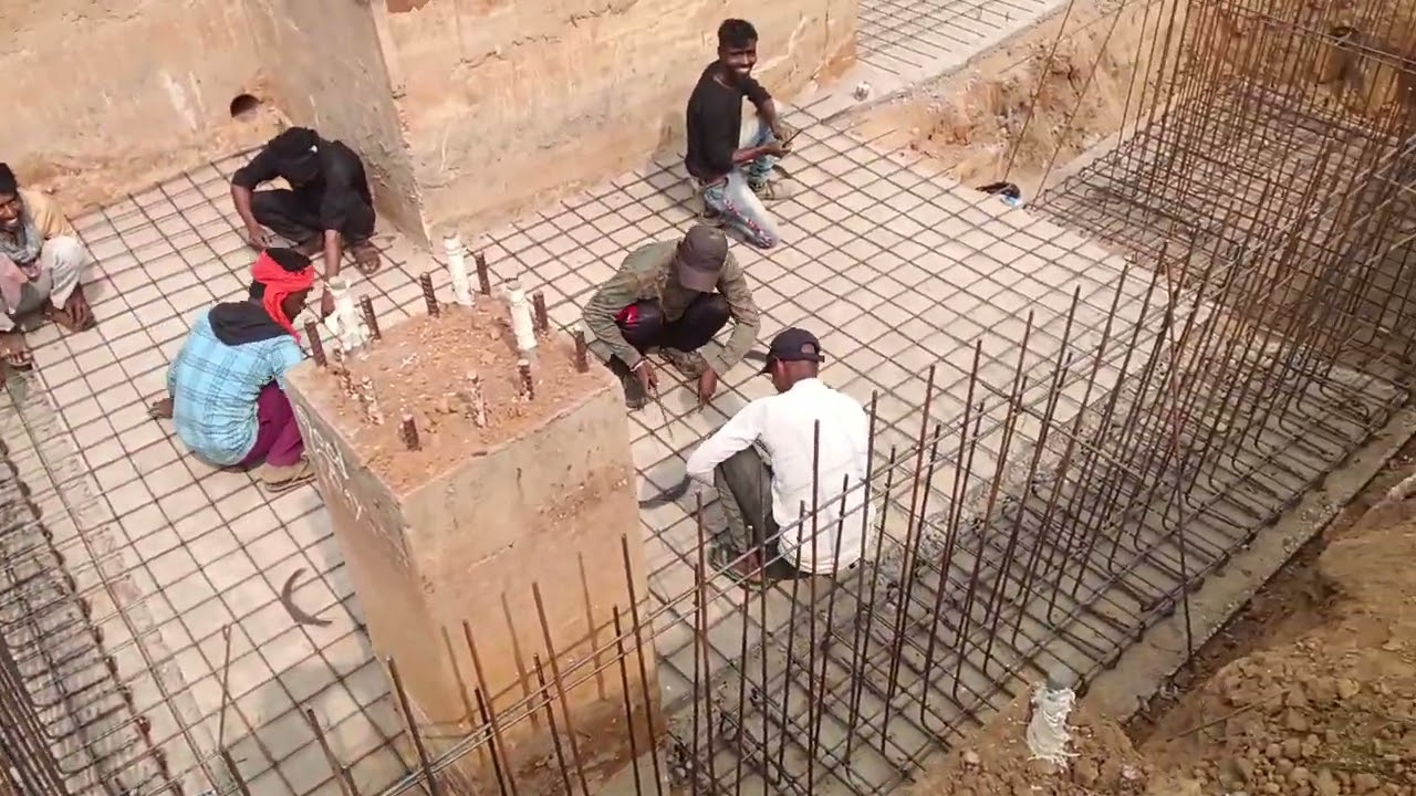132kv switch yard periferic wall and sump pit raft steel bending work isprakar kiya jaraha hai 