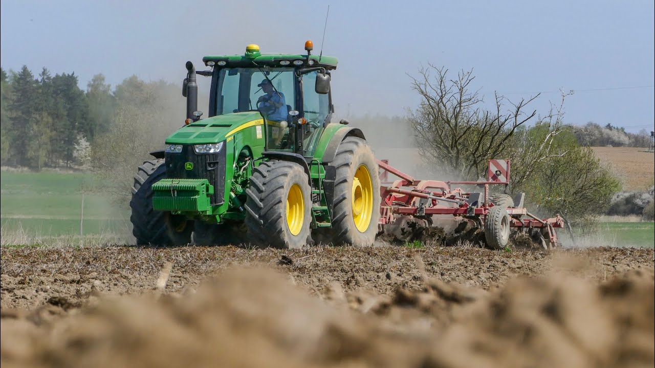 zapravování hnoje - John Deere 8360R + Horsch Terrano 5FX