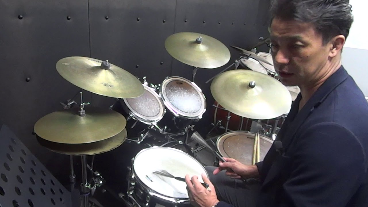 【ドラムのコツ】ブラシの左手の持ち方　How to use left hand with brush.