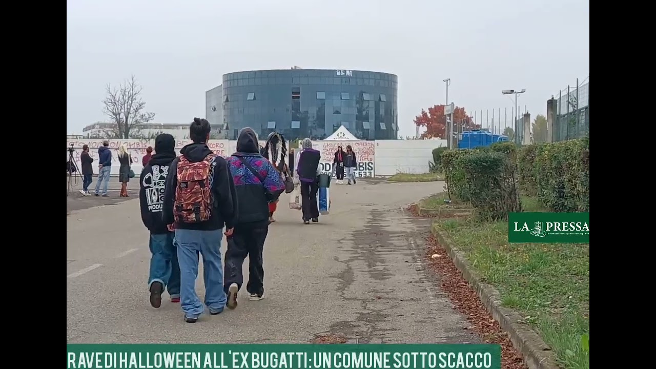 Il Rave di halloween all'ex Bugatti continua