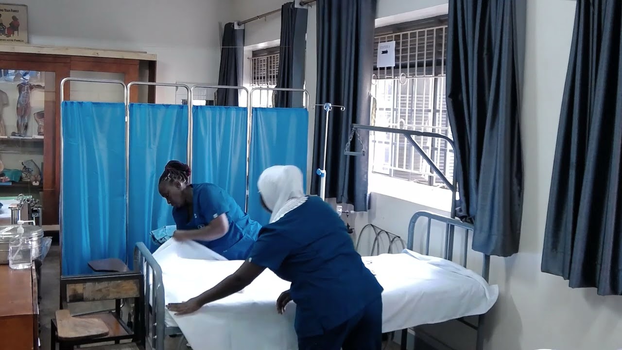 BED FOR PATIENT WITH BURNS