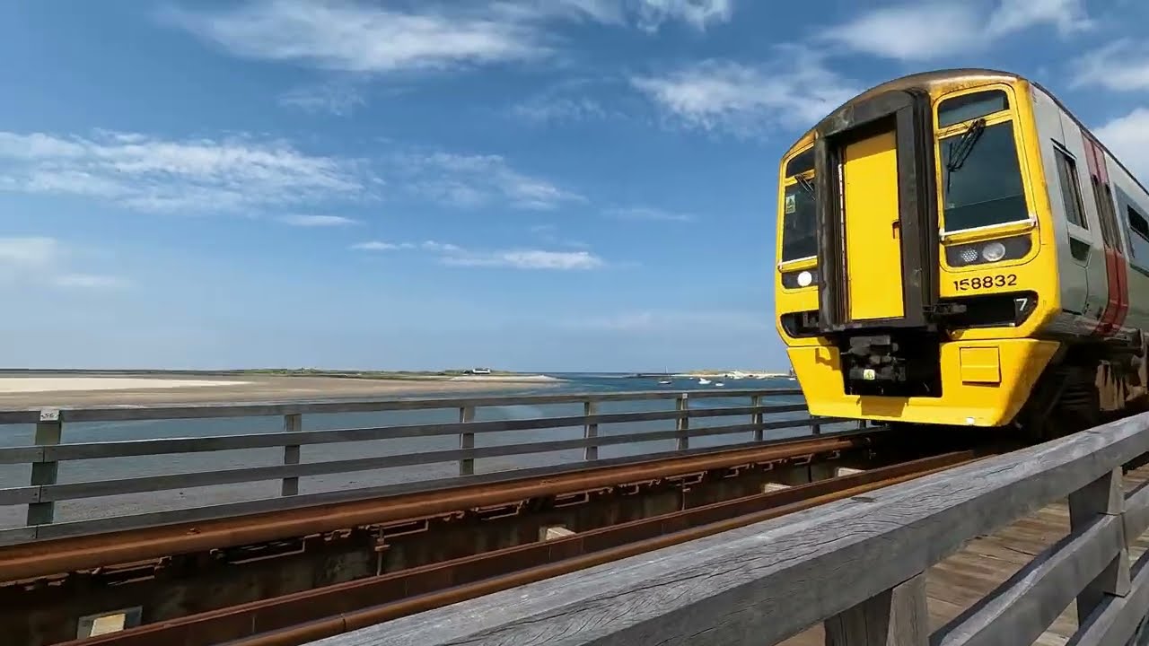 Trains & Barmouth Bridge Crossing
