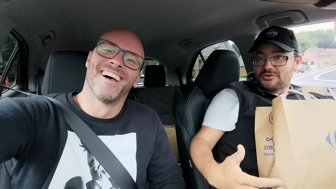 21 EVROV ZA ČOKOLADO?! - Toyota yaris cross - VLOG #891