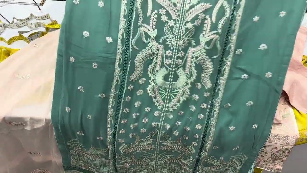 Stich original  chiffon embroidery suits✨3950-/ free shipping @9058127096