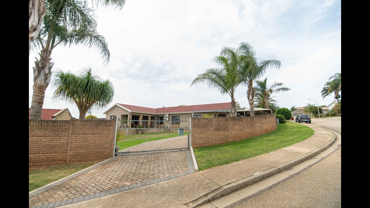 Strelitzia Park | 3 Bedroom House For Sale | Pam Golding Properties
