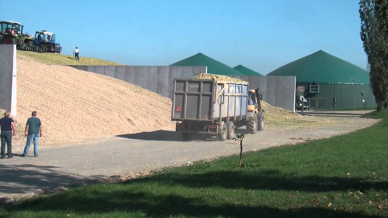 Doprava siláže - Fastrac 3185