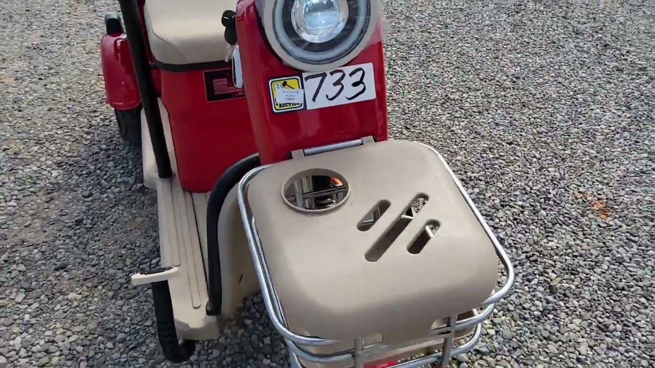 733