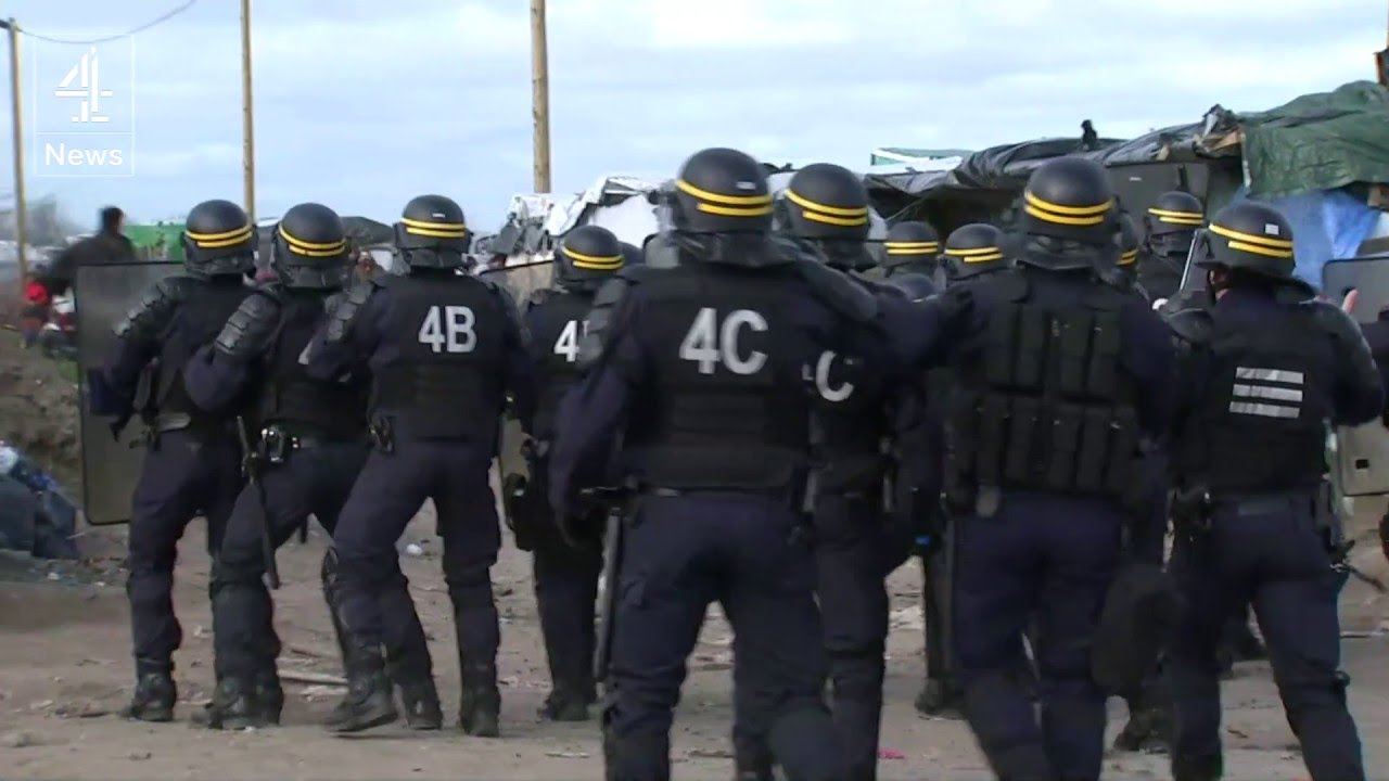 'Jungle' camp in Calais destroyed