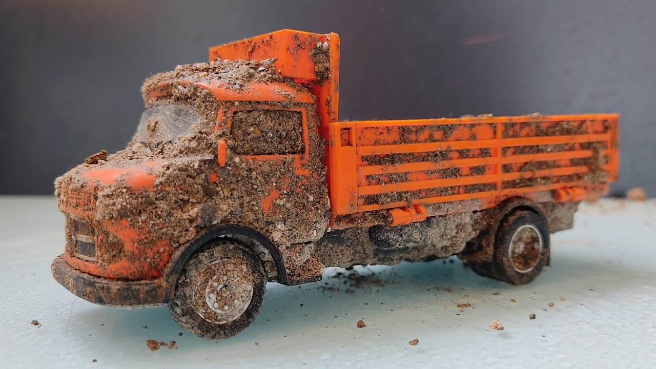 Crazy Muddy Diecast Restoration – Mini Car Goes From Dirty to Super Shiny!