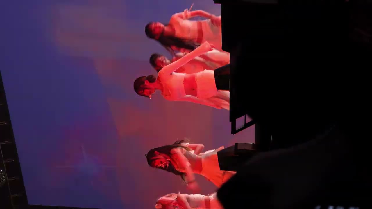 251109 tripleS - Rising