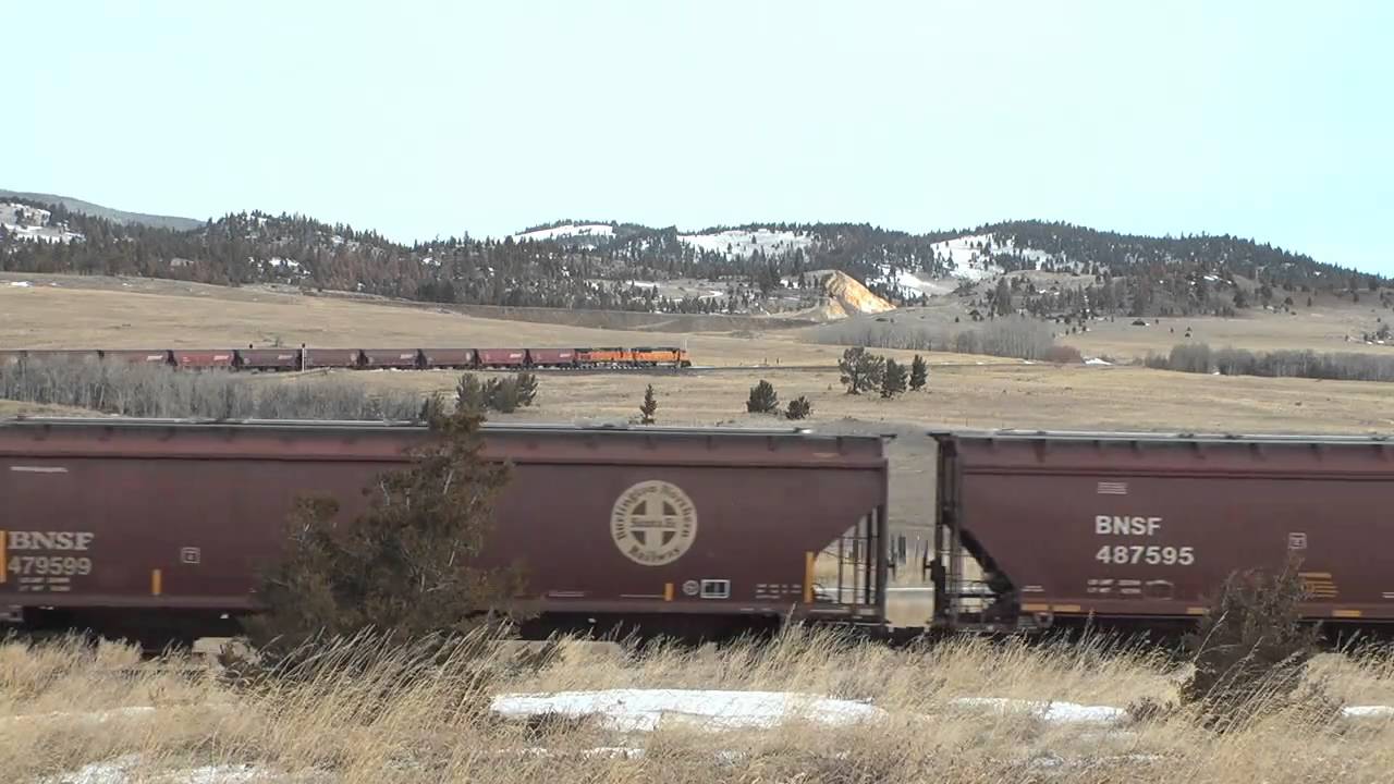 BNSF/Montana Rail Link grain train tackles Mullan Pass