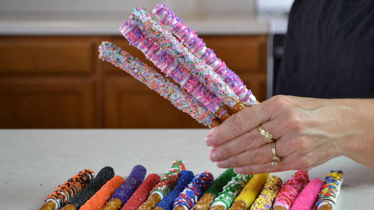 How to Decorate Pretzels: Dessert Recipes