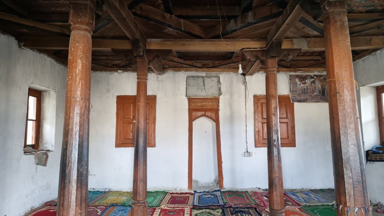 Thoksikhar Mosque - 500 Years Old Mosque - 10,000ft - Real-Time Hiking Experience - Khaplu City View