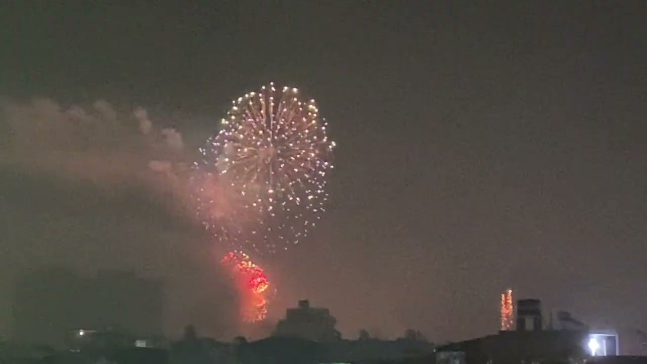 Pháo hoa Tết 2026