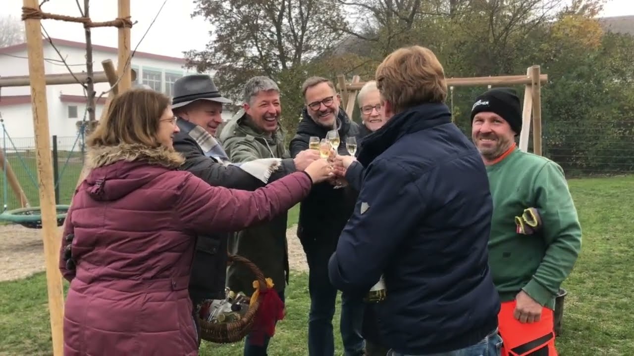 Wir pflanzen einen Baum! Ampfing 2024