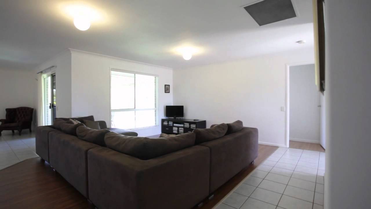 Redcliffe Real Estate - RealWay Property Consultants Redcliffe - Anna Sifonios - 9 Gale St Redcliffe