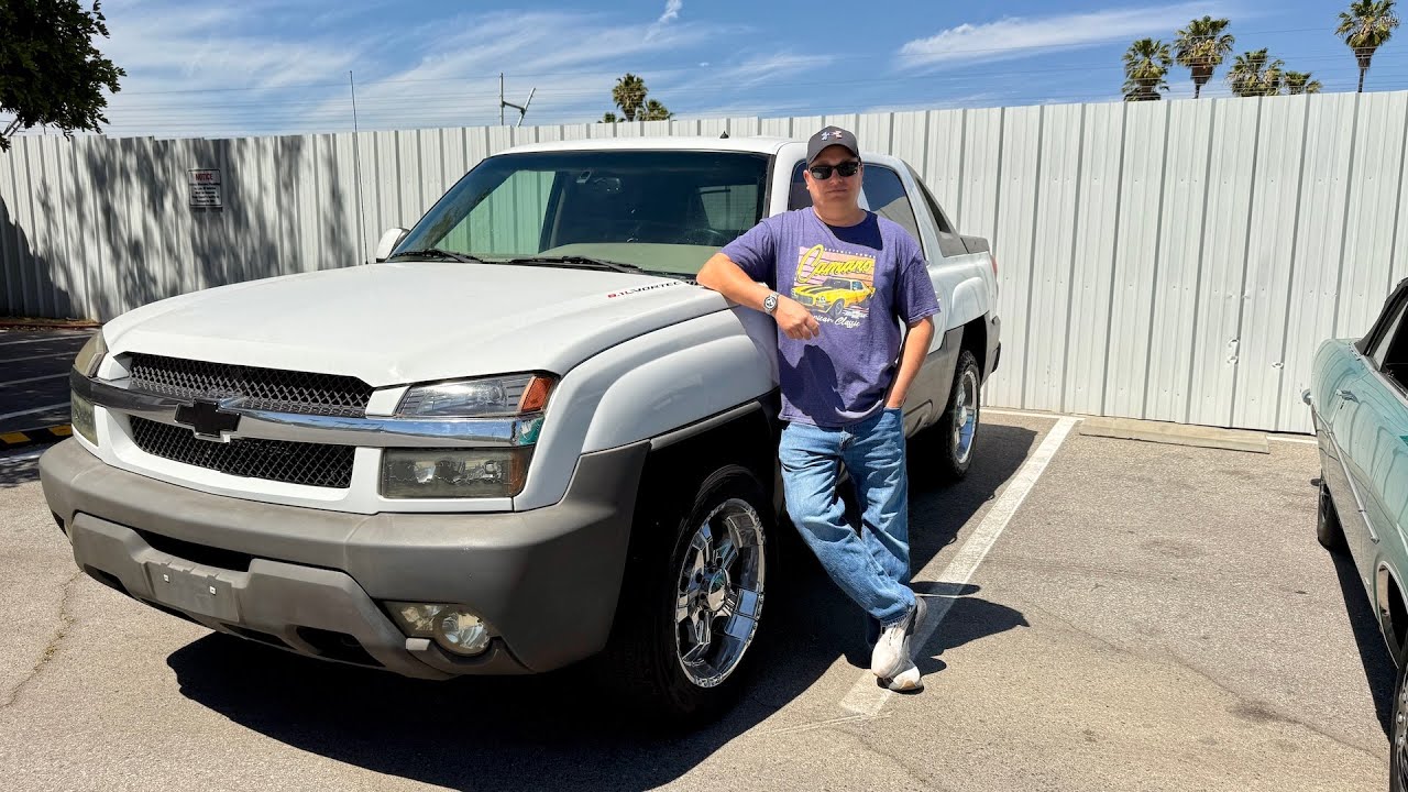 I Bought a SUPER RARE chevy Avalanche 2500 BIG BLOCK 2WD in California for $4300!