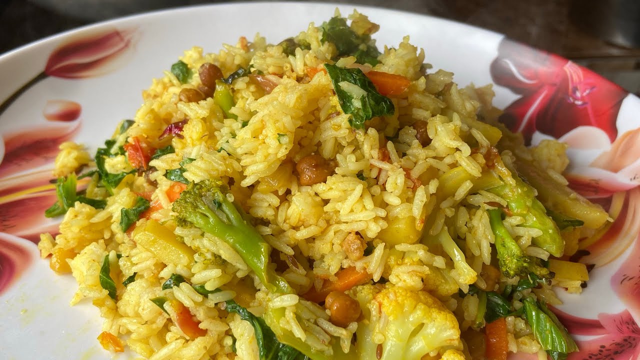 बनाउनलाई छिटो खानलाई मिठो भुटेको भात नेपाली स्वादमा।Bhuteko Vat Recipe Nepali Style food 