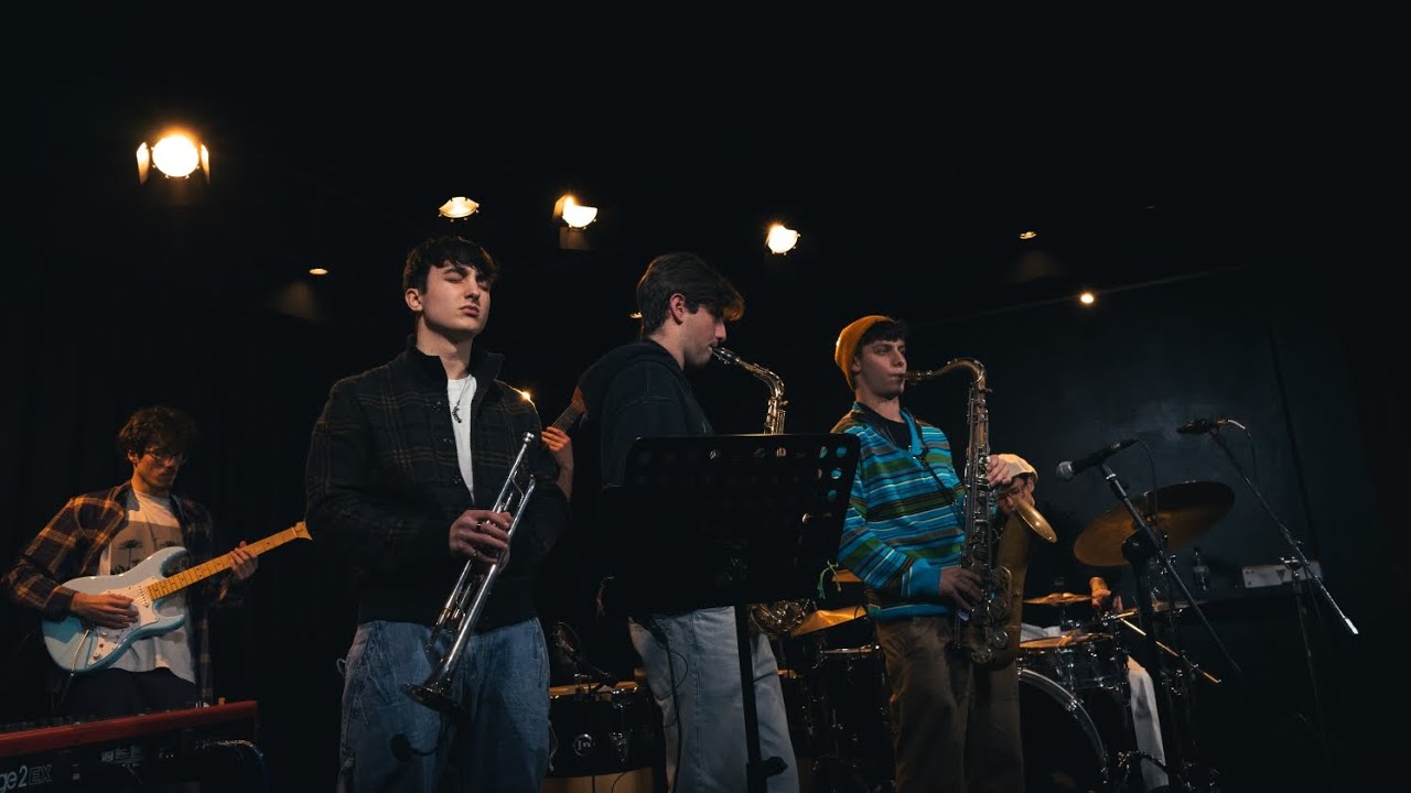 JAM TONIC / NEGRONI STOMP - LIVE at MAMA'S CLUB