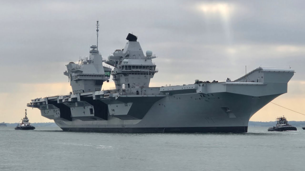 HMS Queen Elizabeth sailing back into Portsmouth 1/11/2024 after 10 days of training in UK waters